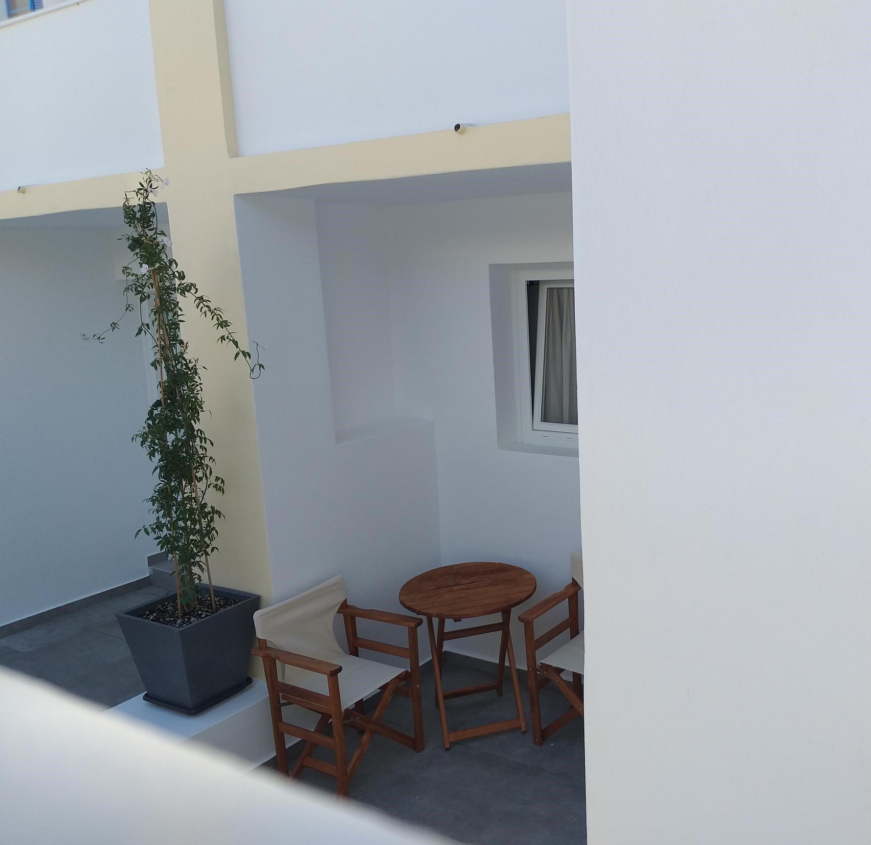Karidis Hotel Kamári Exteriör bild