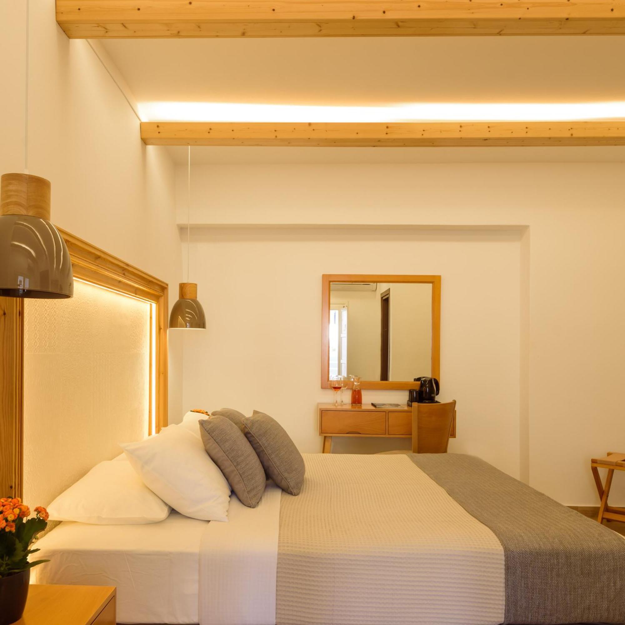 Karidis Hotel Kamári Exteriör bild
